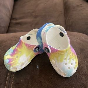 Size 2/3(infant) tie dye crocs